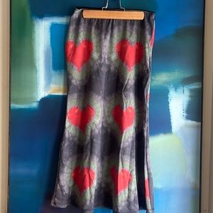 Tie-dye heart skirt